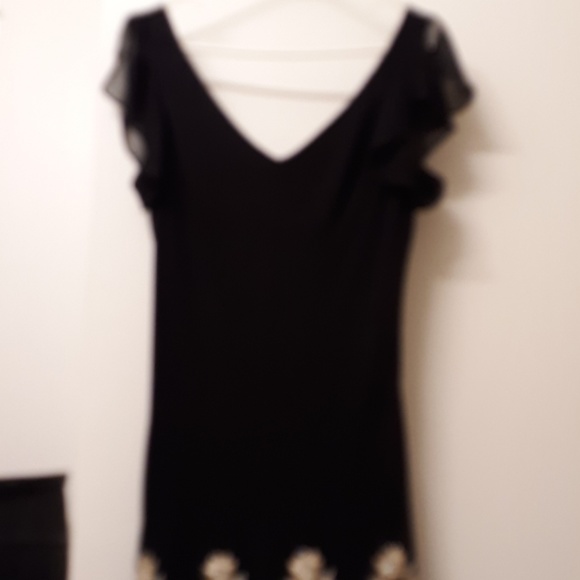 Dress - Picture 3 of 5